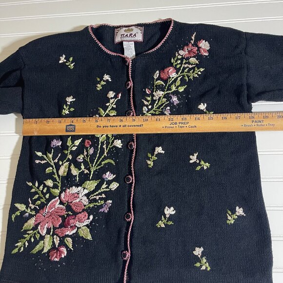 Vintage Tiara International Embroidered Cardigan Womens S Floral Black Cottage - Picture 9 of 12